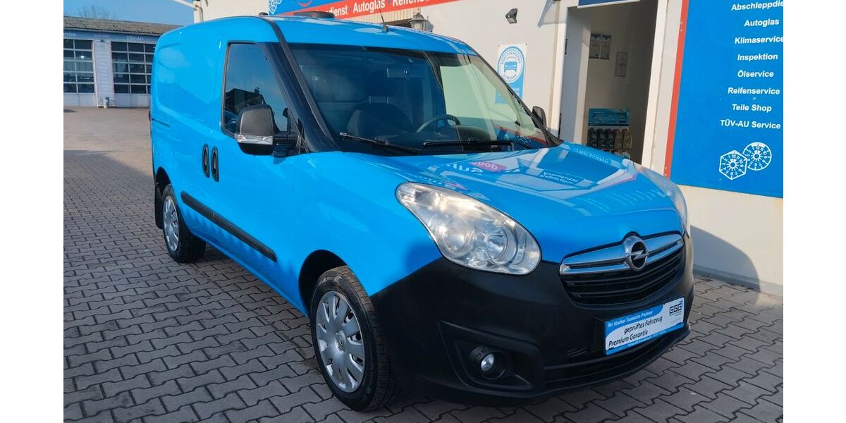 Opel Combo 95.792 km 5.999 &euro; Jade 26349