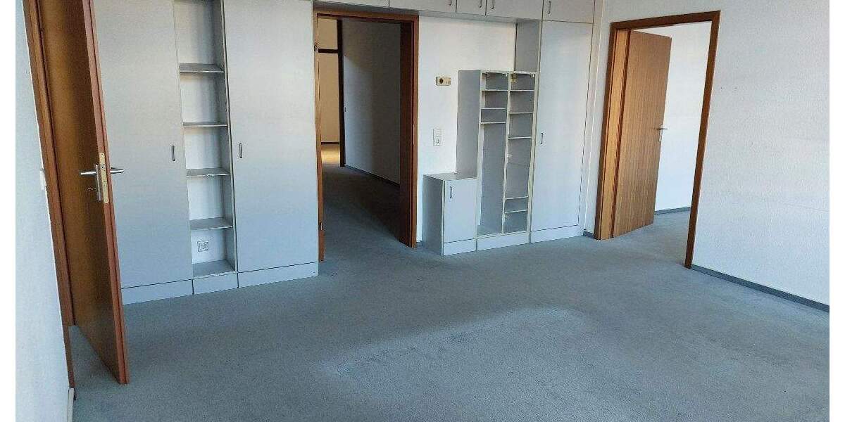 Gewerbeobjekt Saarbrücken St Johann - 5 Zimmer, 120 m&sup2;, 990&euro; | Angebot:26451046