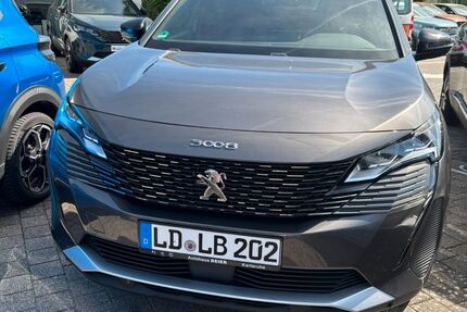 Peugeot 3008 8.150 km 27.499 &euro; Landau 76829