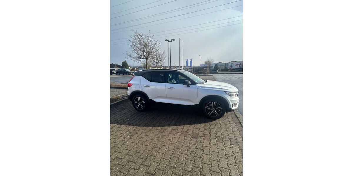 Volvo XC40 144.000 km 22.950 &euro; Ebersburg 36157