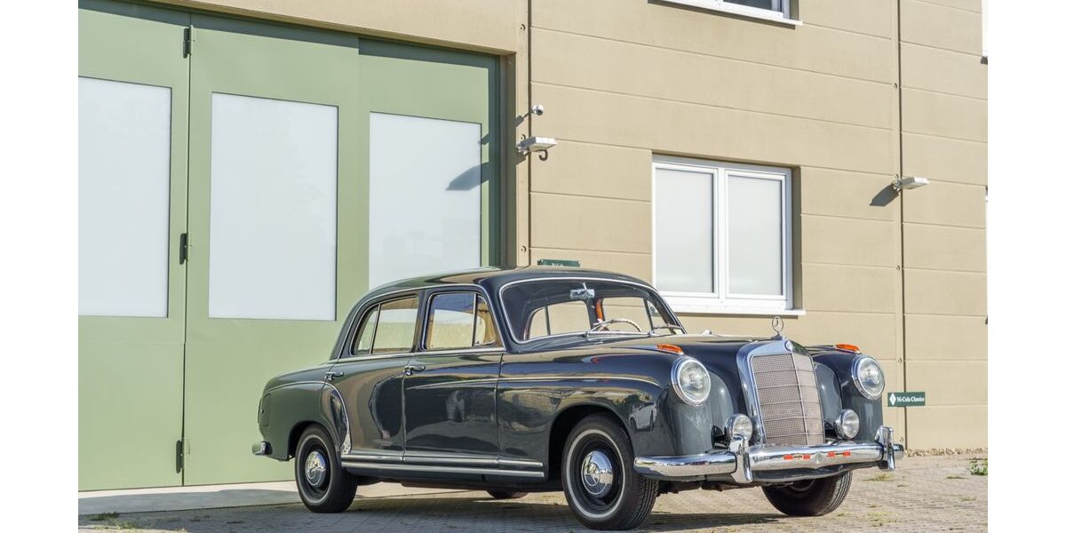 Mercedes-Benz 220 54.000 km 39.900 € Ladenburg 68526