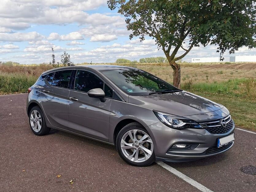 Opel Astra 166.000 km 7.900 € Magdeburg 39126