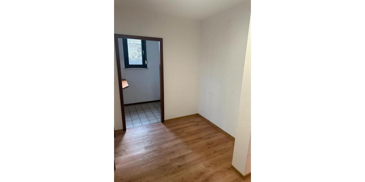 Erdgeschoßwohnung Gießen Schlangenzahl - 2 Zimmer, 53 m&sup2;, 810&euro; | Angebot:26395132
