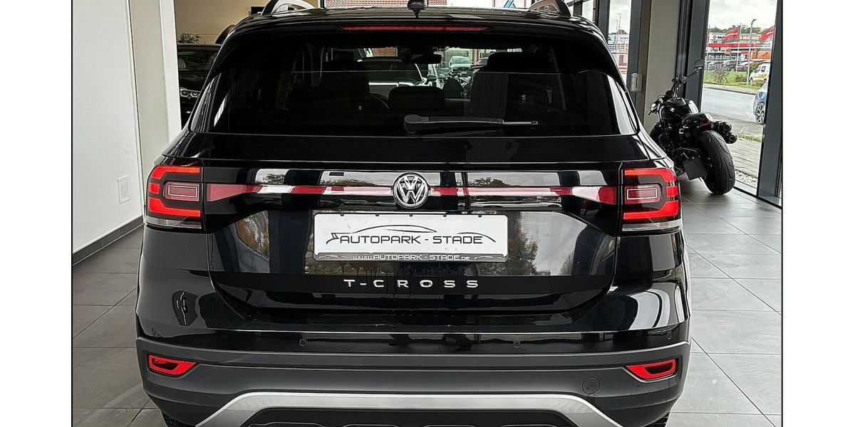 VW T-Cross Life DSG LED ACC Tempo Navi HAGEL 60.000 km 14.790 &euro; Stade 21682