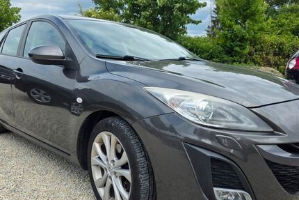 Mazda 3 246.000 km 1.500 &euro; Lichtenfels 96215