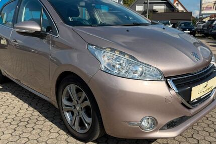 Peugeot 208 111.000 km 7.290 &euro; Bruchmühlbach-Miesau 66892