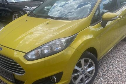 Ford Fiesta 159.000 km 4.450 &euro; Berlin 10245