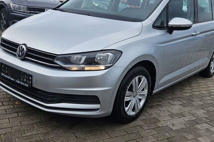 VW Touran 140.610 km 11.950 &euro; Calden 34379