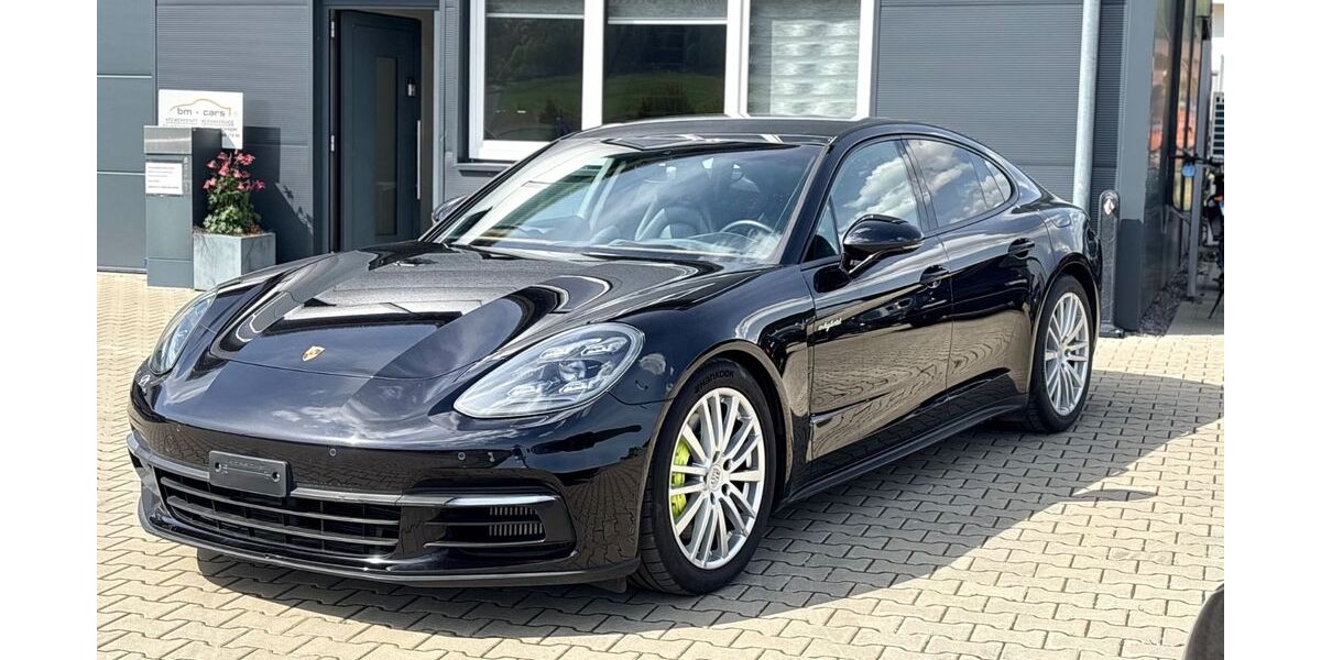 Porsche Panamera 87.240 km 42.900 &euro; Balgheim 78582