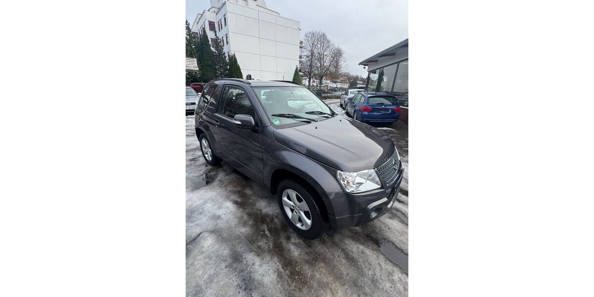 Suzuki Grand Vitara 64.000 km 9.600 &euro; Göttingen 37081