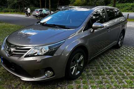 Toyota Avensis 154.000 km 10.500 &euro; Paderborn, Stadt 33104