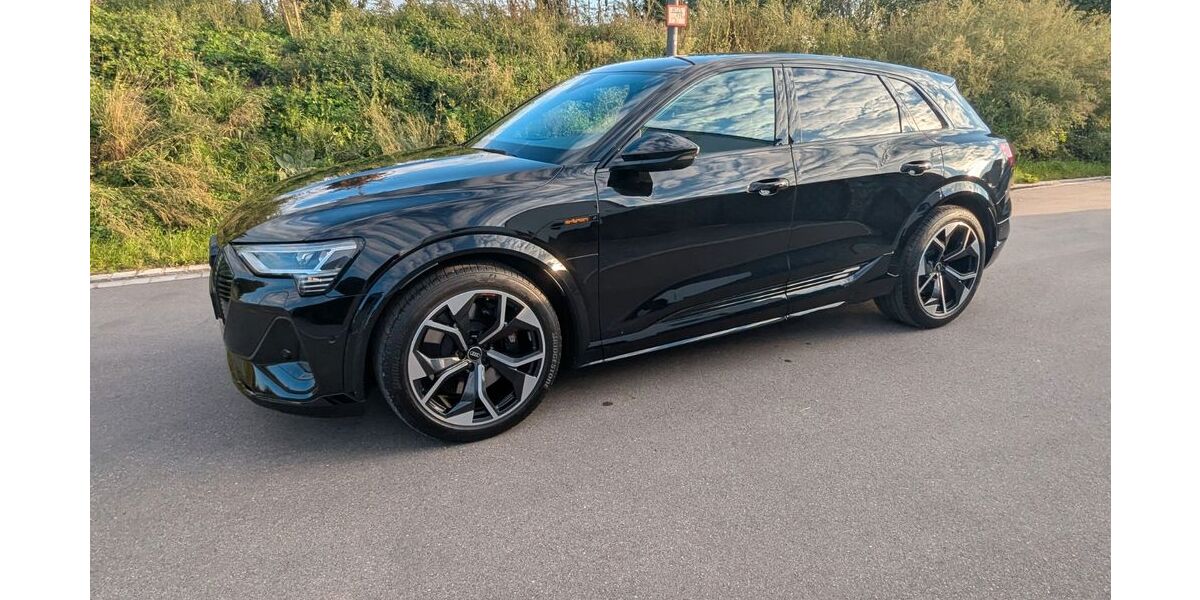 Audi e-tron 27.500 km 42.490 &euro; Karlshuld 86668