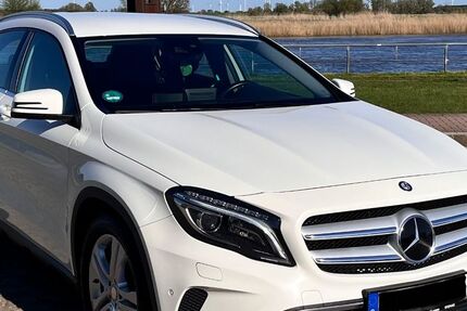 Mercedes-Benz GLA 250 81.401 km 19.500 &euro; Tangermünde 39590