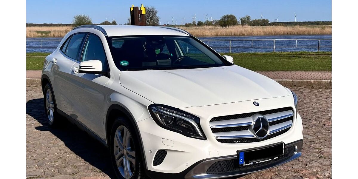 Mercedes-Benz GLA 250 81.401 km 19.500 &euro; Tangermünde 39590