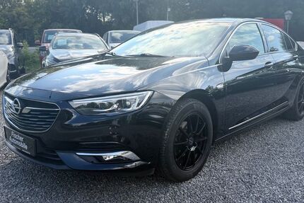 Opel Insignia 125.438 km 9.890 &euro; Potsdam 14482