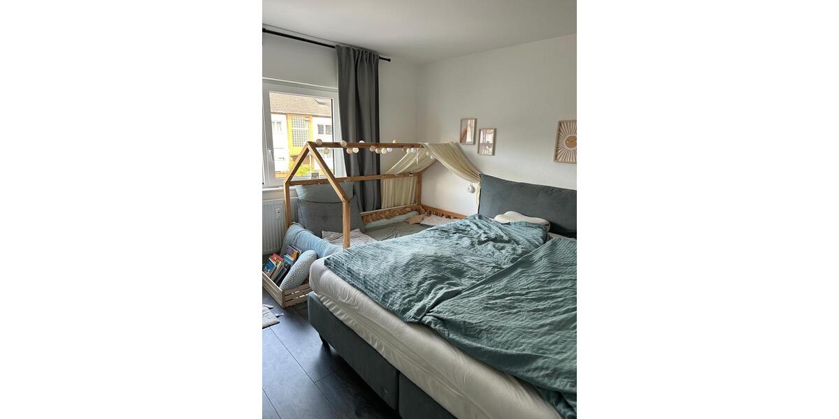 Etagenwohnung Schwetzingen - 4 Zimmer, 104 m&sup2;, 1.350&euro; | Angebot:25338561