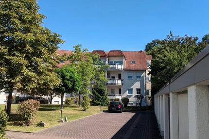 Schöne 2-Zimmer DG-Wohnung in gepflegter Wohnanlage TG-Stellplatz 2 zimmer