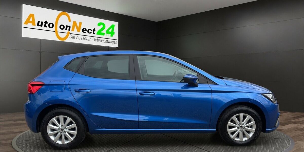 Seat Ibiza Style 40th Annivers.*LED/Navi-App/Kamera/Key 12.689 km 17.790 &euro; Bamberg 96052