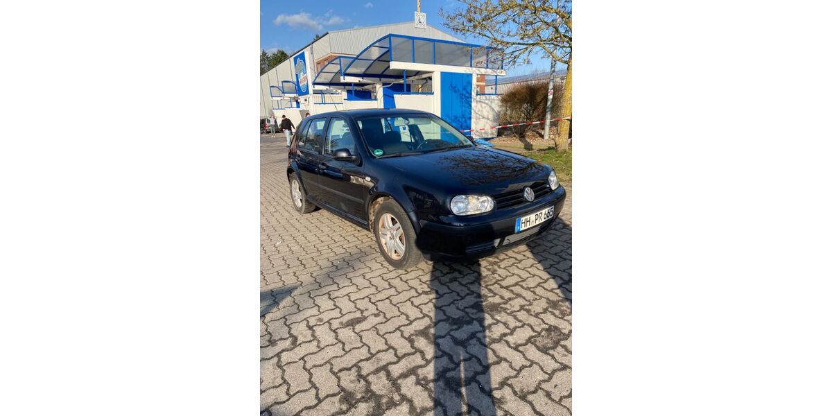 VW Golf 239.789 km 899 &euro; Hamburg 21077