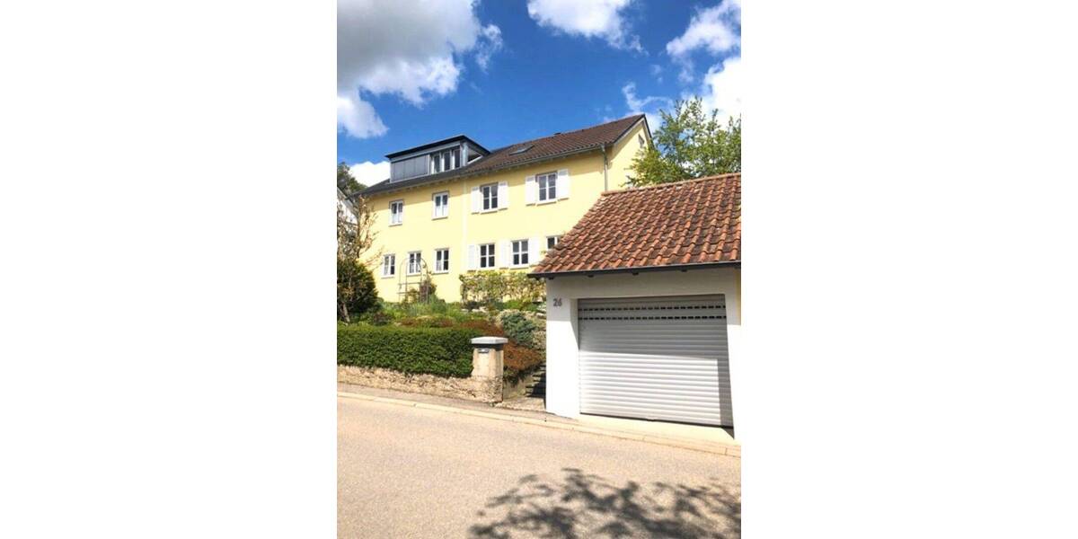 ?? Charmante DHH in bester Stadtlage von Rottweil mit Garten, Garage und guter Ausstattung 6 zimmer