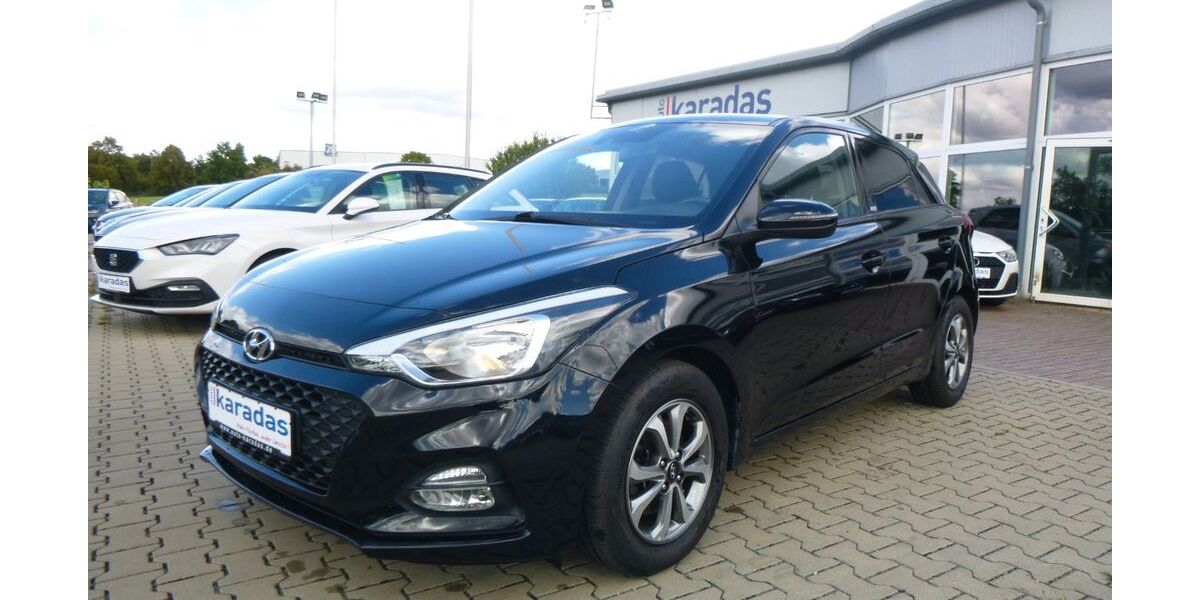 Hyundai i20 49.000 km 13.300 &euro; Bayreuth 95448