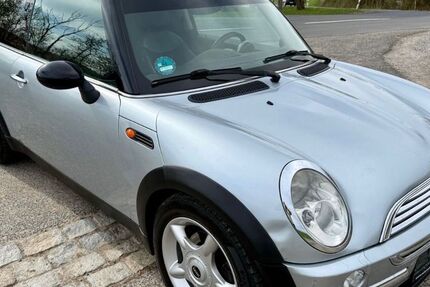 Mini Cooper 157.000 km 1.600 € Rottendorf 97228