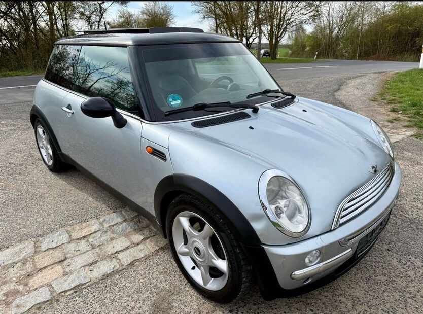 Mini Cooper 157.000 km 1.600 € Rottendorf 97228