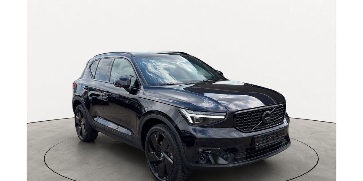 Volvo XC40 10.156 km 36.990 &euro; Friedberg 61169