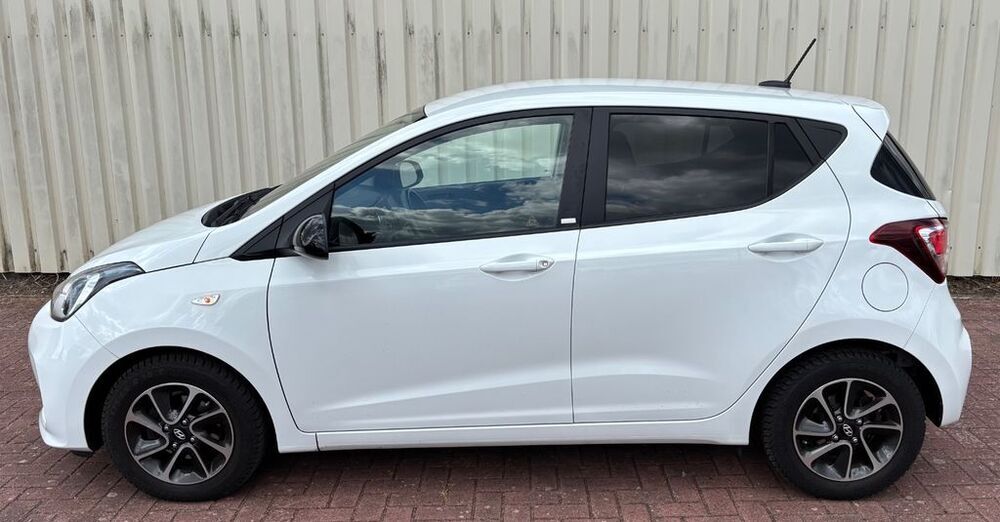 i10