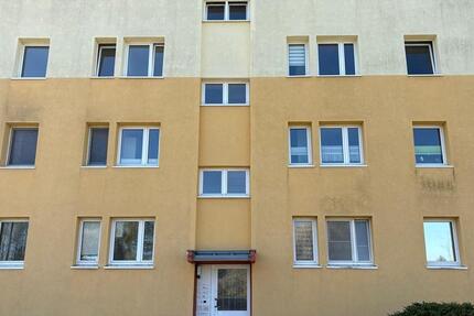 Wohnung Eisleben (Lutherstadt) - 3 Zimmer, 55 m&sup2;, 499&euro; | Angebot:26405518