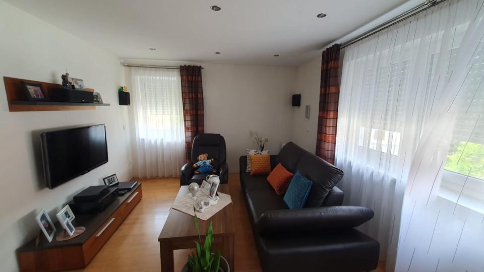 Doppelhaushälfte Eichendorf - 3.5 Zimmer, 123 m&sup2;, 1.050&euro; | Angebot:25300777