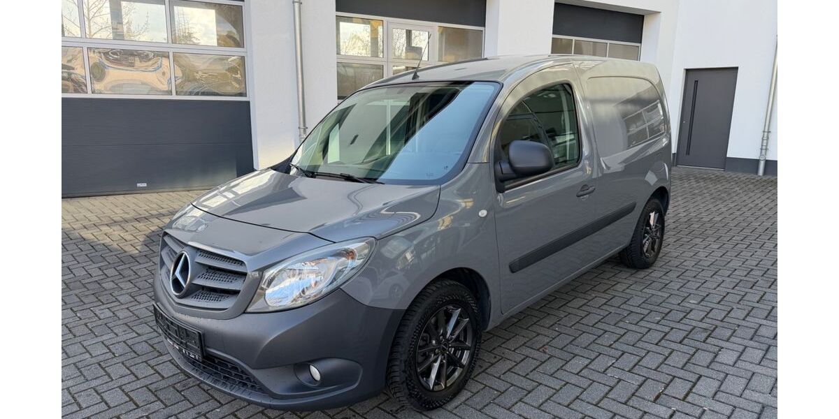 Mercedes-Benz Citan 302.524 km 4.999 &euro; Niestetatal 34266