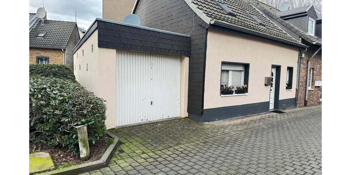 Einfamilienhaus Frechen - 3 Zimmer, 75 m&sup2;, 1.150&euro; | Angebot:25849060