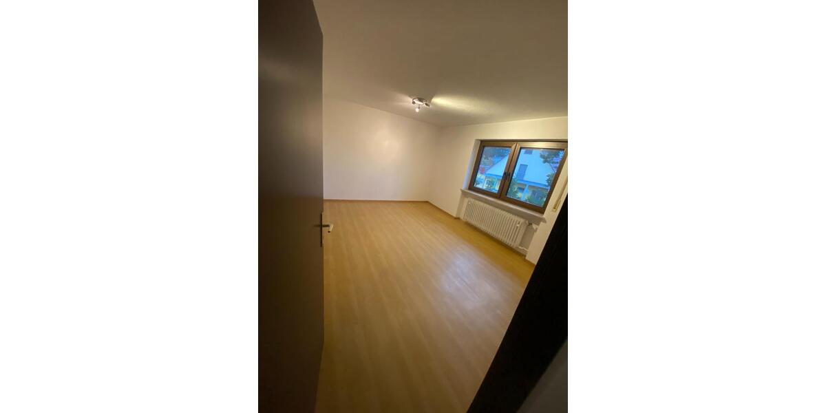 Etagenwohnung Dürrwangen - 1.000&euro; | Angebot:22694616