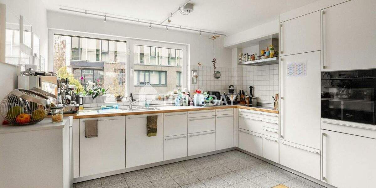 Reihenmittelhaus Frankfurt am Main Niederursel - 6 Zimmer, 166 m&sup2;, 1.180.000&euro; | Angebot:25277972