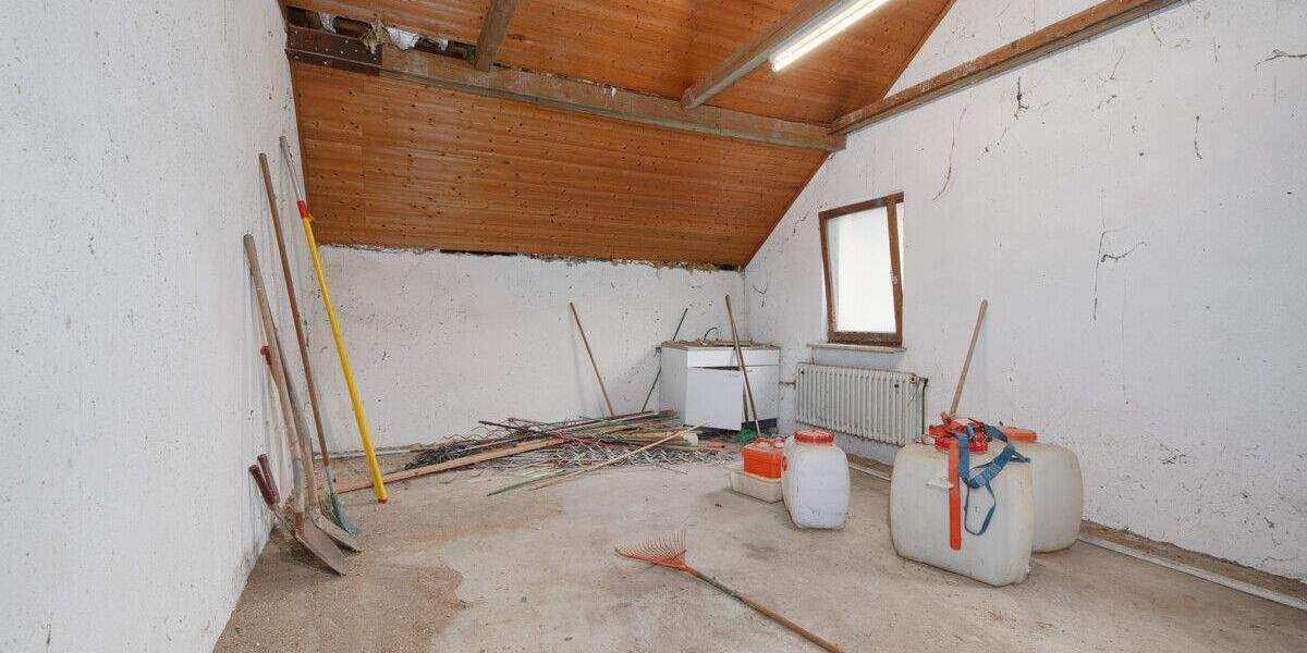 Einfamilienhaus Königsbach-Stein Königsbach - 7 Zimmer, 193 m&sup2;, 298.000&euro; | Angebot:24860353