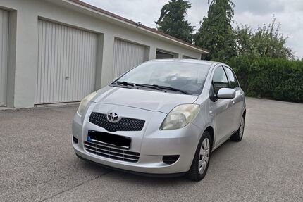 Toyota Yaris 142.000 km 2.700 &euro; Gersthofen 86368