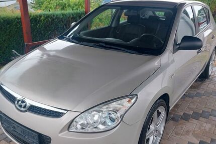 Hyundai i30 111.951 km 3.500 &euro; Leegebruch 16767