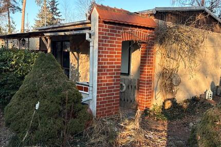Gemütlicher Bungalow Ferienhaus am Badesee nahe Elbe in Wischer zimmer