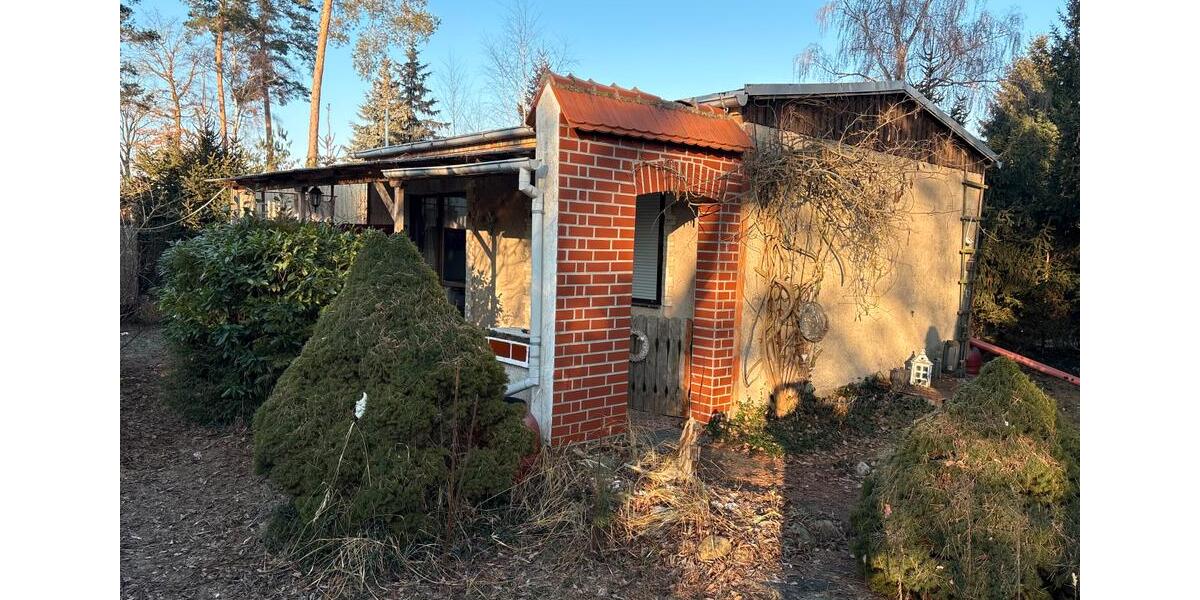Gemütlicher Bungalow Ferienhaus am Badesee nahe Elbe in Wischer zimmer