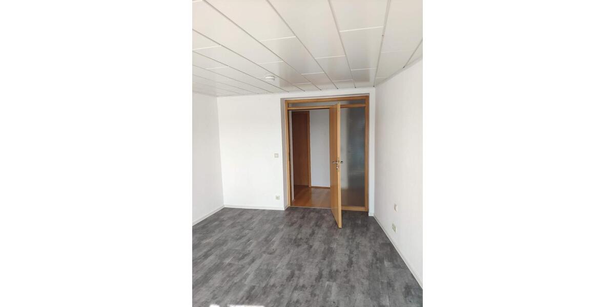 Etagenwohnung Meßstetten - 3.5 Zimmer, 103 m&sup2;, 800&euro; | Angebot:24717635