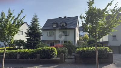 EXKLUSIVES WOHNEN MIT GARTENPARADIES