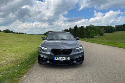 BMW M240i