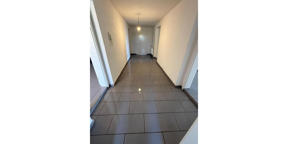 Erdgeschoßwohnung Leutkirch im Allgäu - 3.5 Zimmer, 110 m&sup2;, 990&euro; | Angebot:26300637