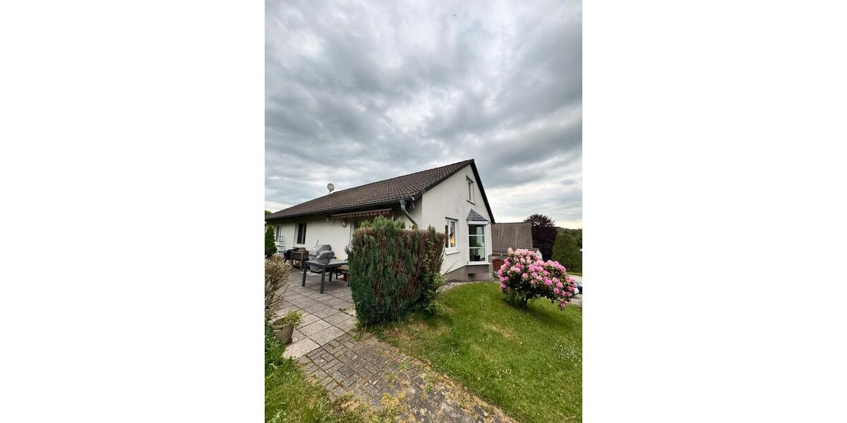 Bungalow Nümbrecht - 4 Zimmer, 114 m&sup2;, 270.000&euro; | Angebot:27093823