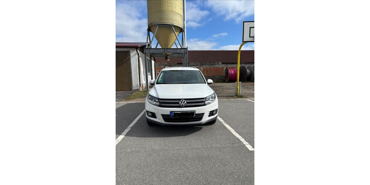 VW Tiguan 202.747 km 8.700 &euro; Dörfles-Esbach 96487