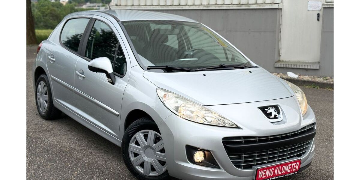 Peugeot 207 96.000 km 3.950 &euro; Niefern-Öschelbronn 75223
