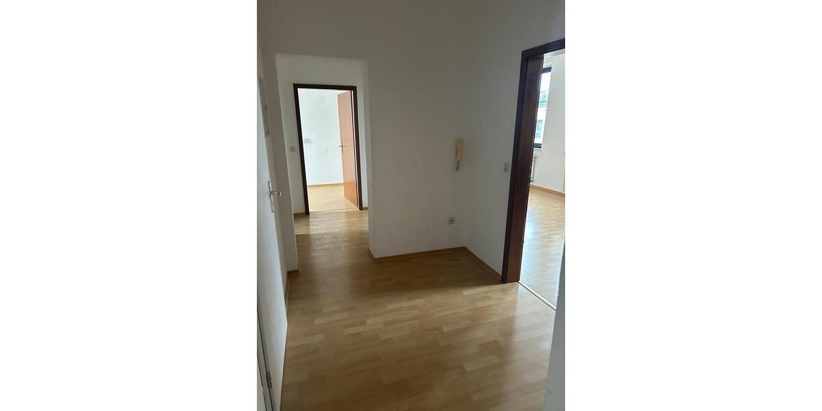 Etagenwohnung Selb - 3 Zimmer, 77 m&sup2;, 630&euro; | Angebot:25570339