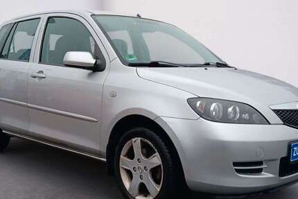 Mazda 2 76.000 km 3.500 &euro; Olpe 57462