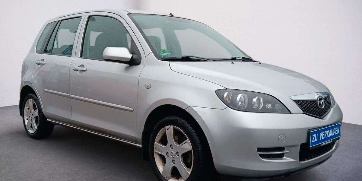 Mazda 2 76.000 km 3.500 &euro; Olpe 57462